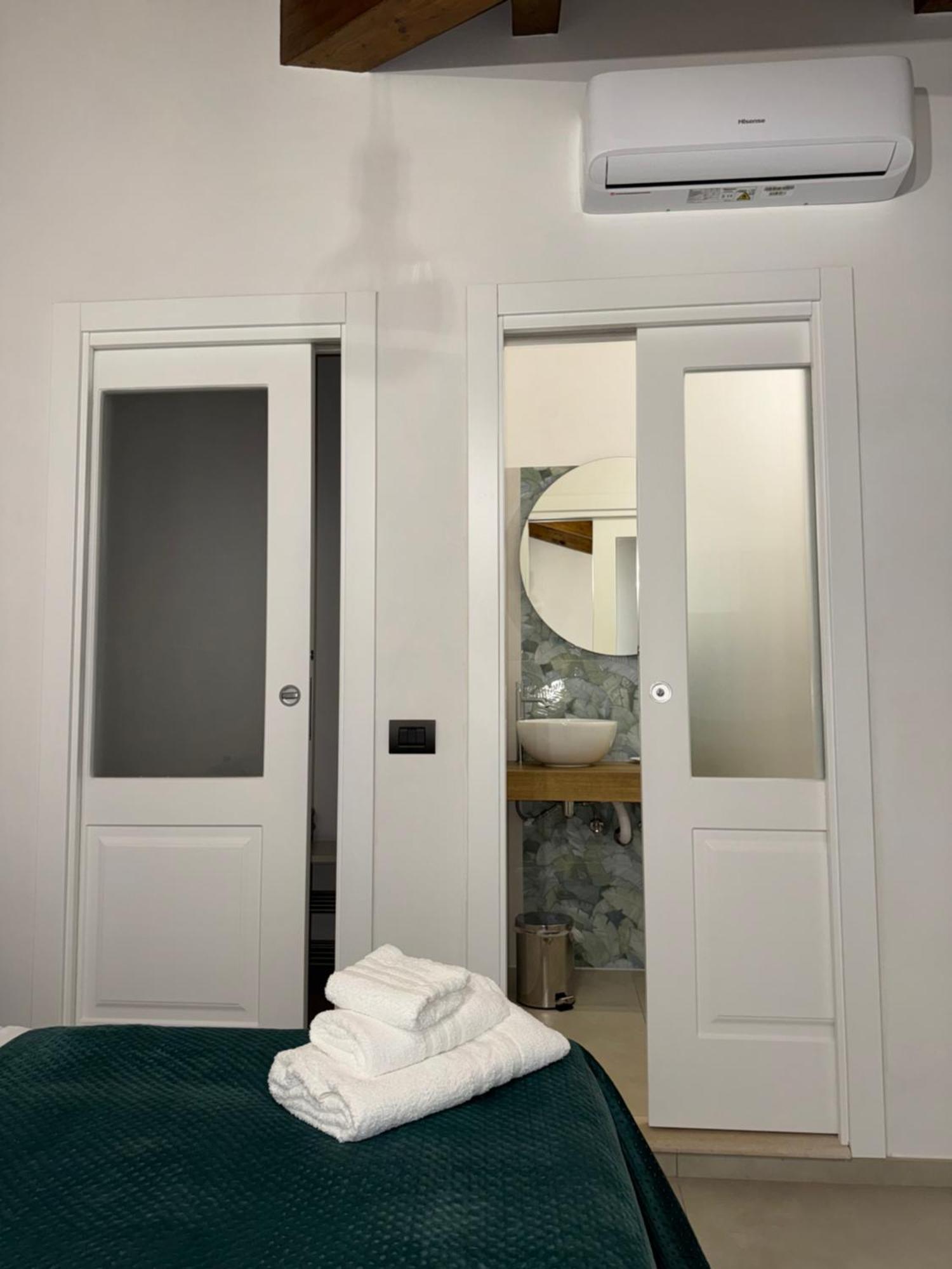 Il Cortile Delle Zagare Hotel Pollica Eksteriør billede